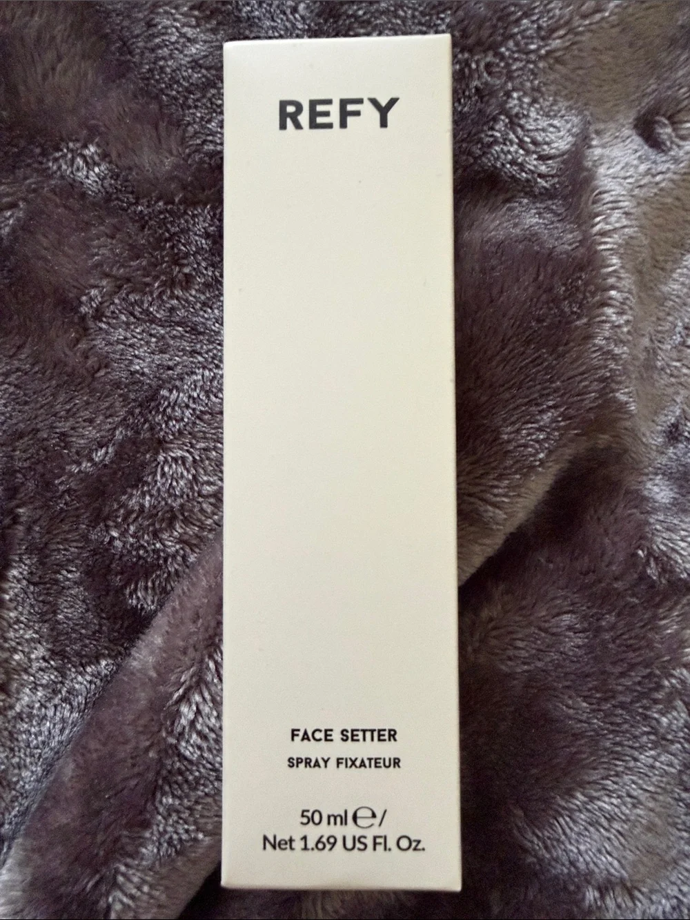 REFY Face Setter Makeup Setting Spray - Cream White Packaging
